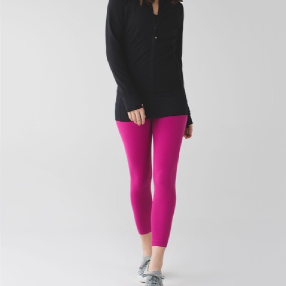 Lululemon Women's Pink Leggings - Picture 4 of 15